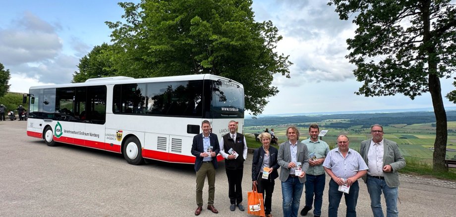Testeten die zum Hesselberg führende Freizeitlinie 